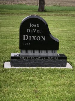 Customized upright piano memorial